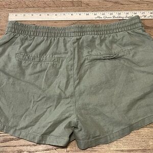 H&m‎ size 10 green shorts